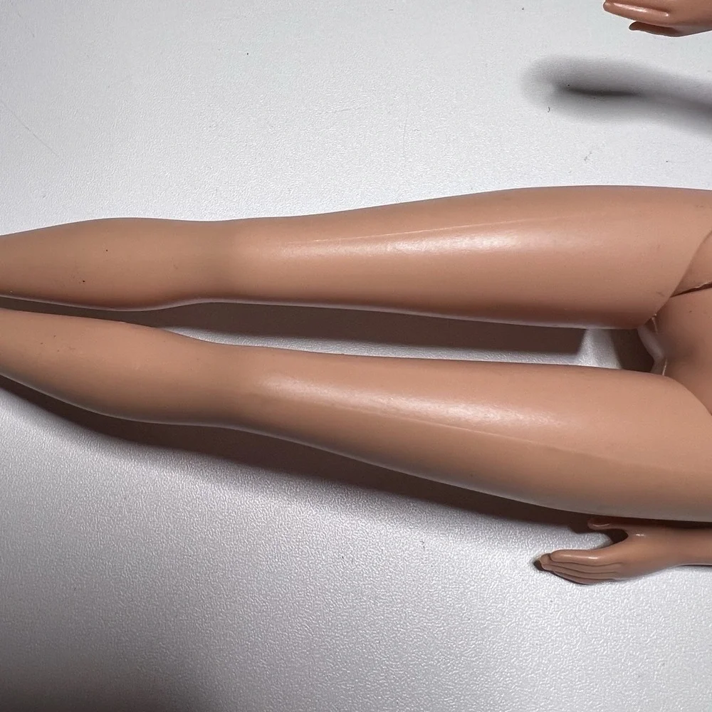 Barbie Waving Hand Doll 1966 Brunette Articulated Arms Nude‎